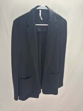 Isli New York 100% Wool Single Button Knit Blazer Jacket with Patch Pockets